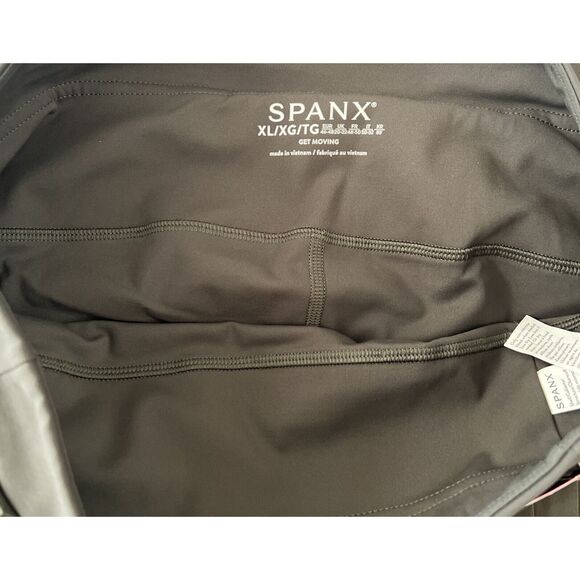 SPANX 50273R Womens Sz XL Green Built-In Figure-Shaping Shorts Pleated Skort - Picture 5 of 6